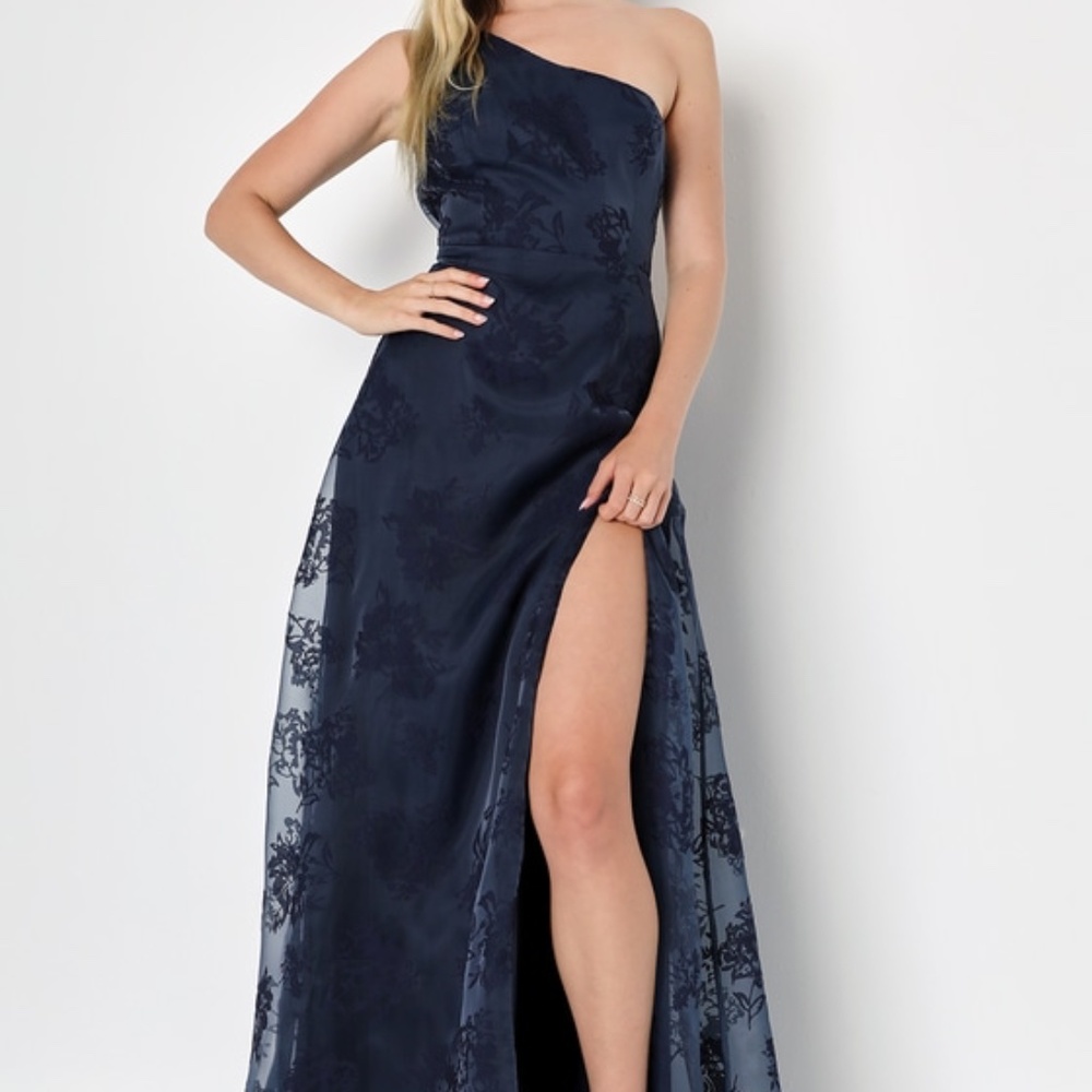 Lulus Dreamy Romantic Navy Blue Burnout Floral One-shoulder Maxi Dress - Size M